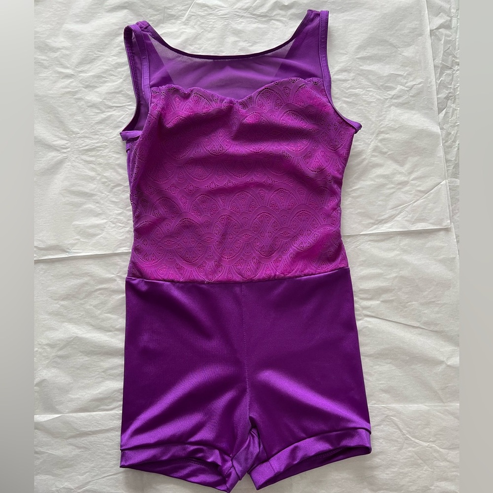 EUC Weissman purple lace shorty romper IC Acro gymnastics 10/12